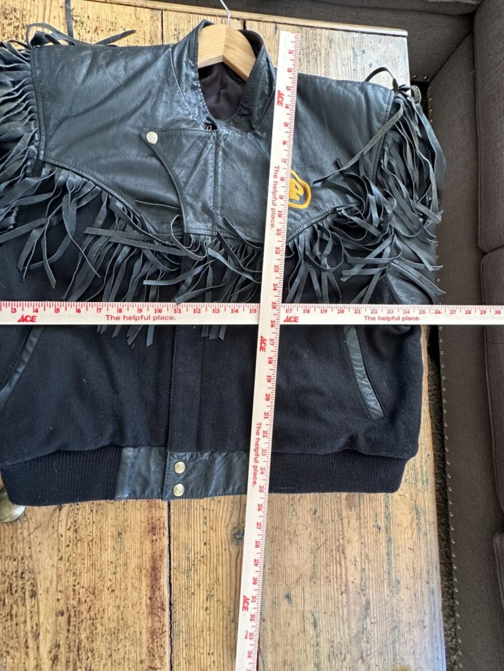 Vintage Black Leather Fringe Biker Jacket Embroidered Posse Logo L Western Style - Picture 7 of 7